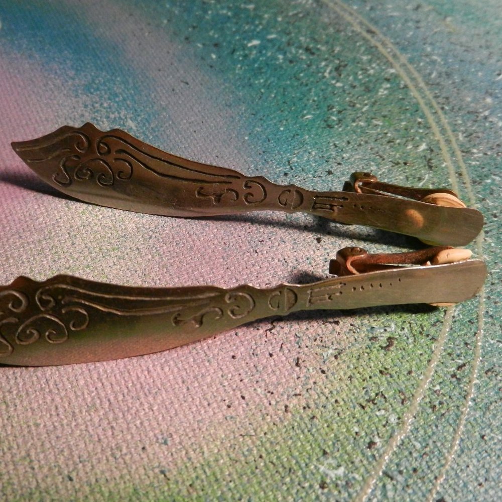 VTG Contempo pewter clip earrings silver pewter tone knife utensil pirate flair - Picture 6 of 10